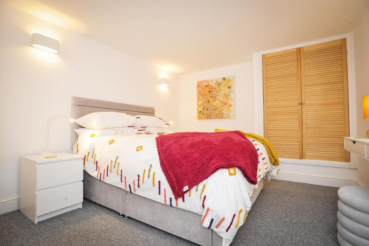 Apartamento Victoria 3 *